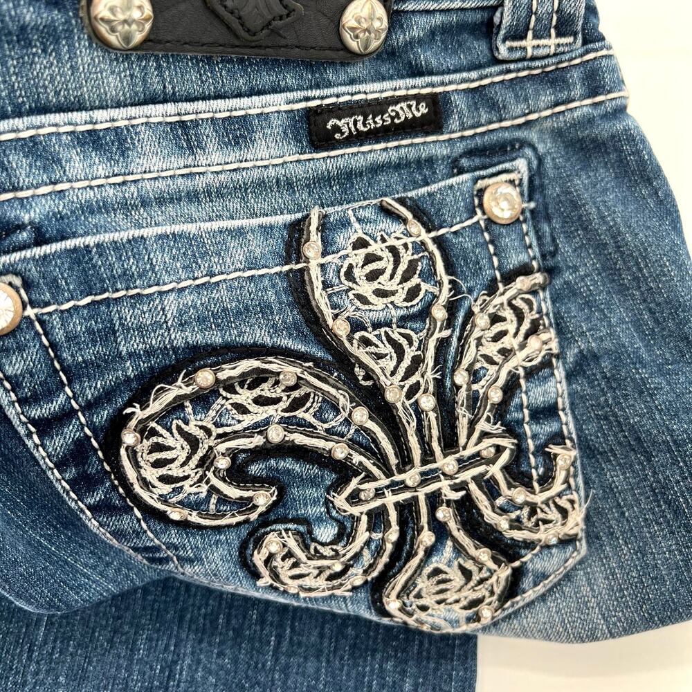 Miss me rhinestones women’s thick stitch embroidered whiskers jeans